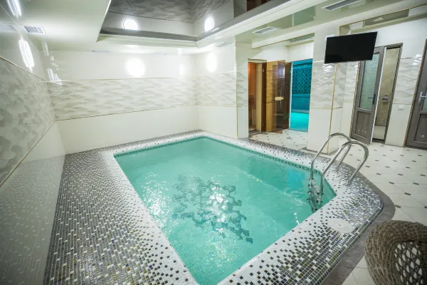 Leader Hotel – photo 2